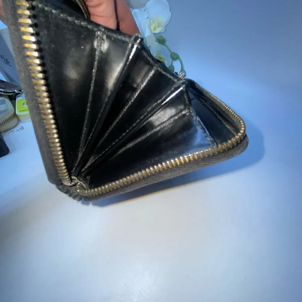 Authentic GUCCI Monogram  Zippy Wallet Black - Picture 8 of 11